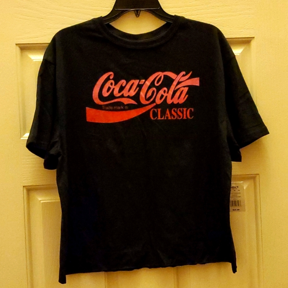 Women's cropped Coca-Cola t-shirt